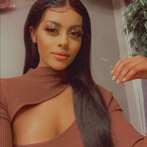 Meet your Posher, Diana